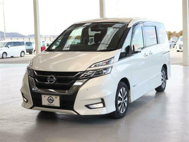 NISSAN　SERENA