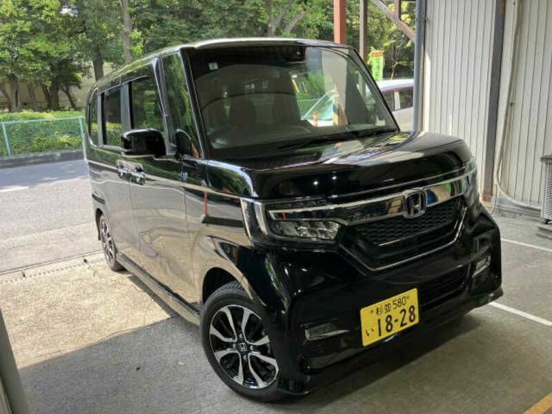 N BOX CUSTOM