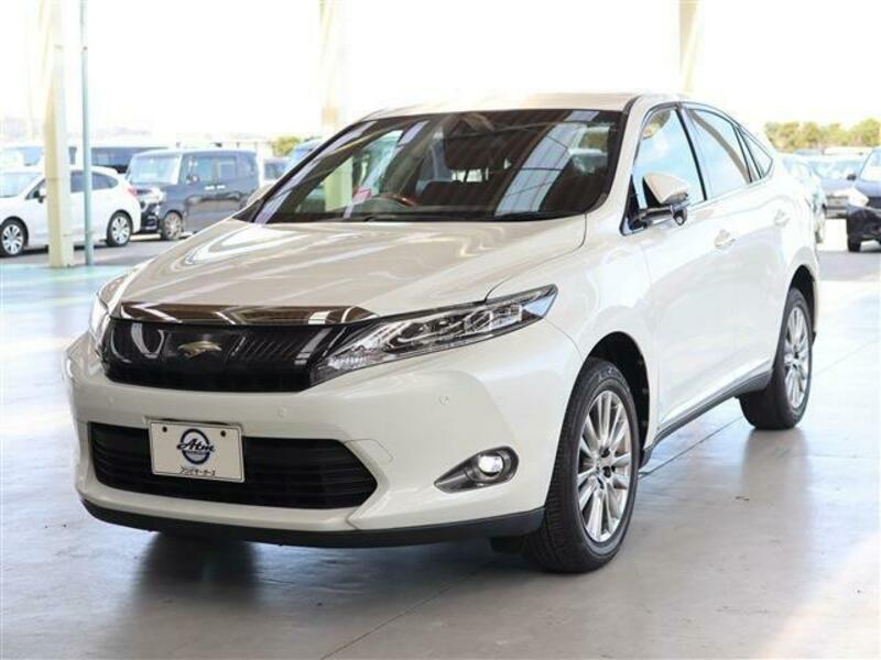TOYOTA　HARRIER