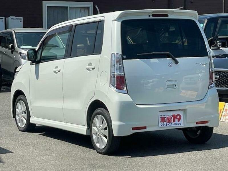 WAGON R