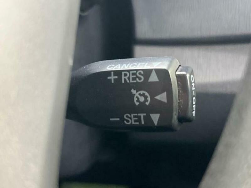 PRIUS-5