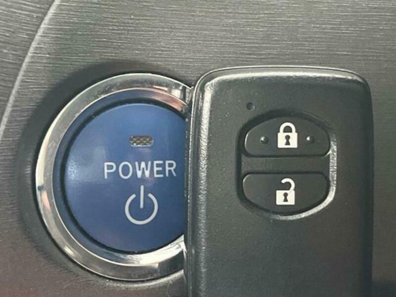 PRIUS-6