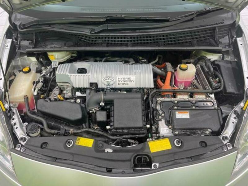 PRIUS-18