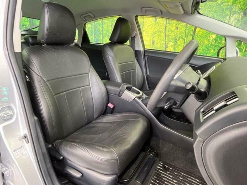 PRIUS-8