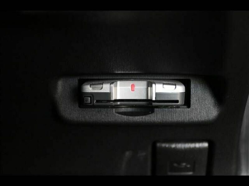 PRIUS-6