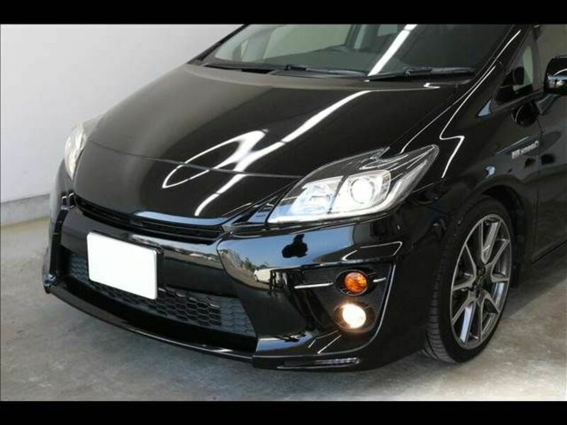 PRIUS-12