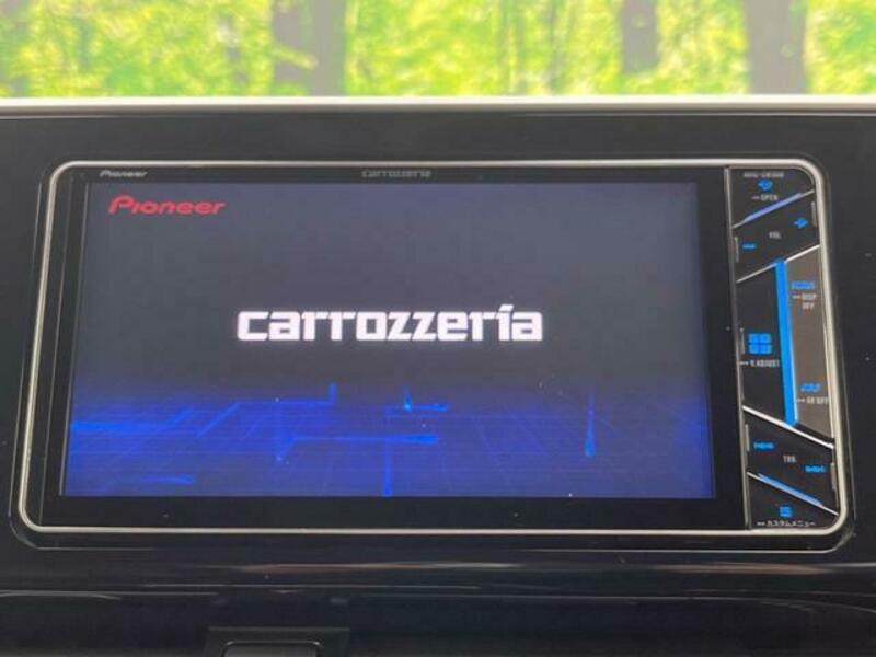 C-HR-4
