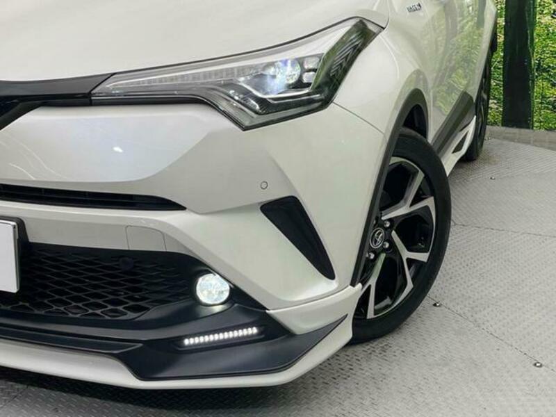 C-HR-15