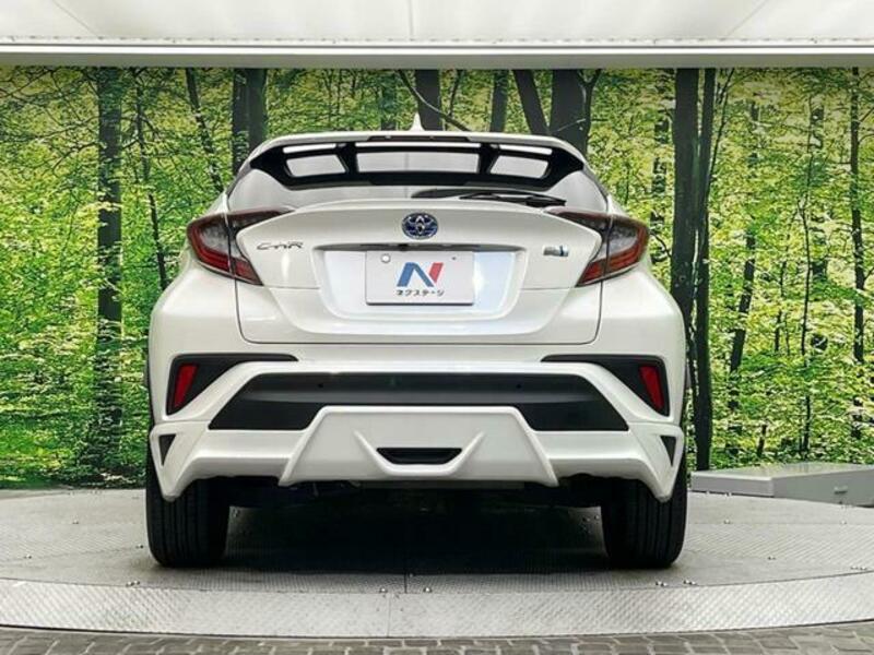 C-HR-18