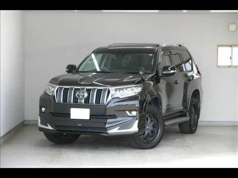 TOYOTA　LAND CRUISER PRADO