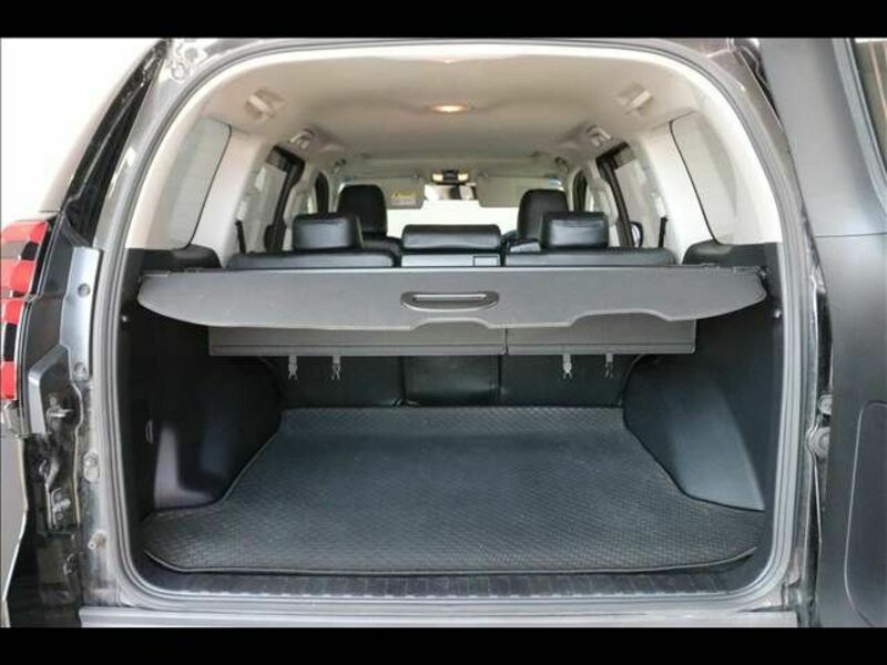 LAND CRUISER PRADO-19
