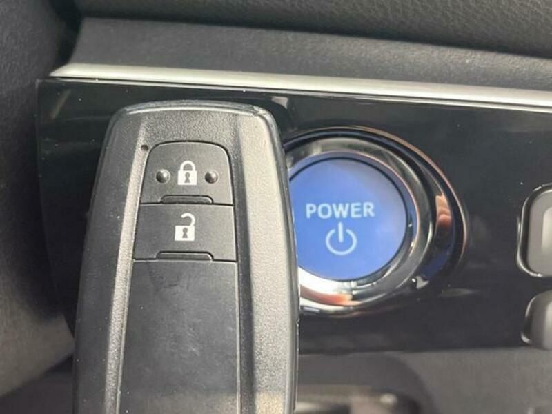 PRIUS-9