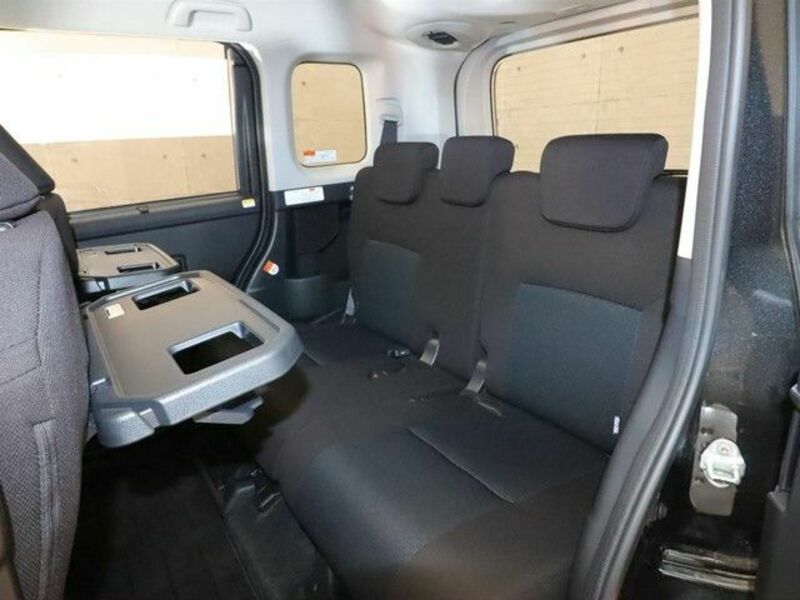 ROOMY-8