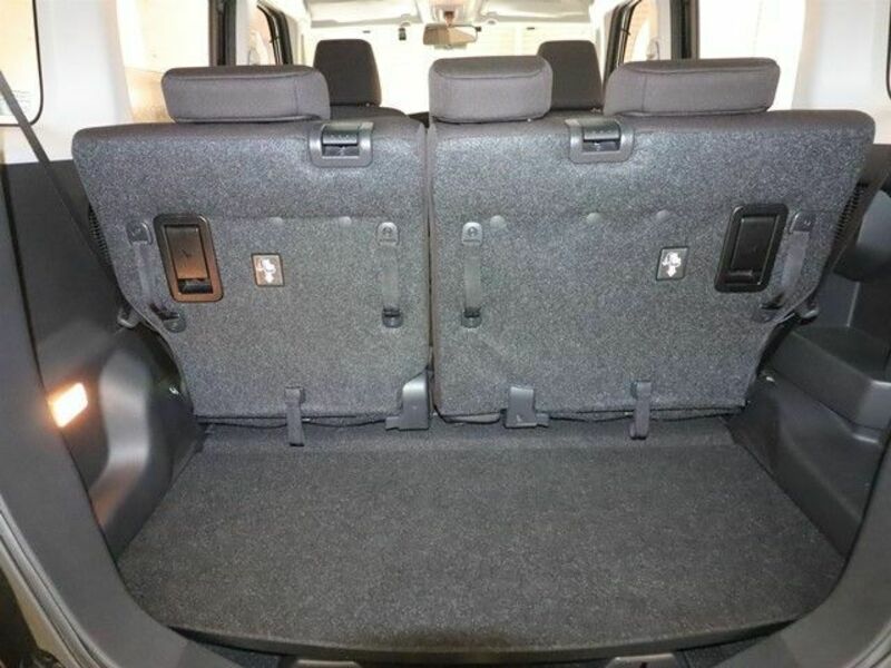 ROOMY-11
