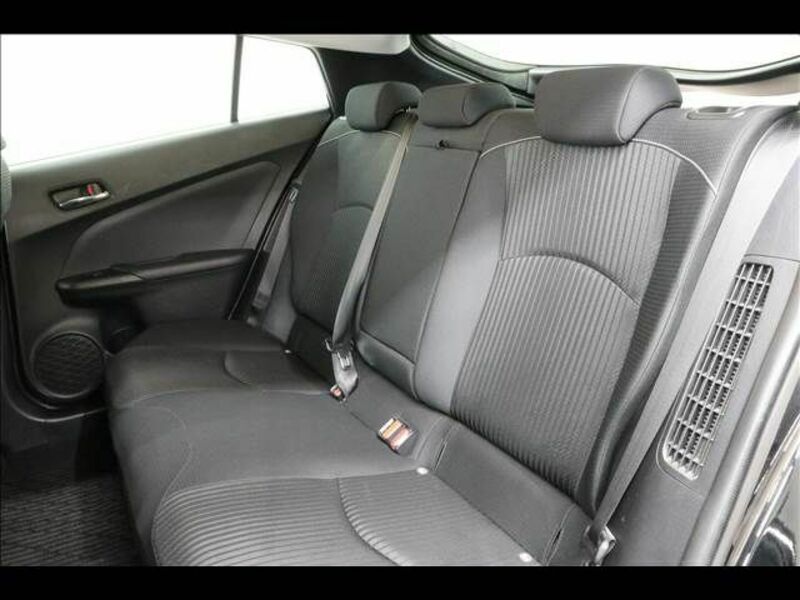 PRIUS PHV-18