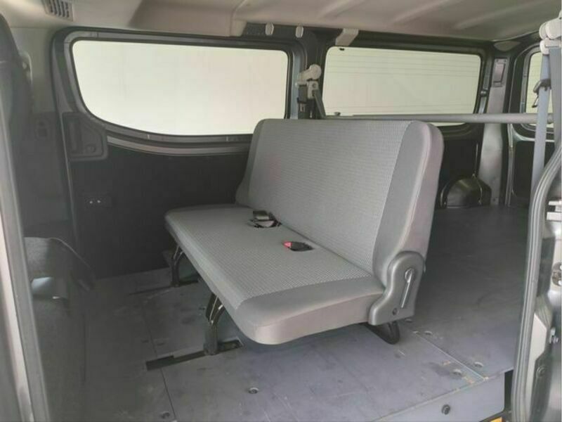 NV350 CARAVAN-7