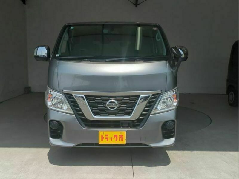 NV350 CARAVAN-22