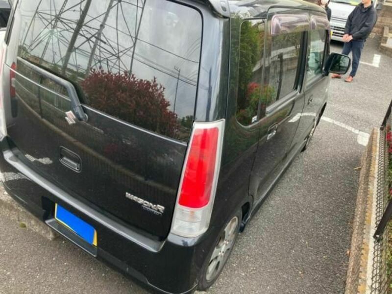 WAGON R