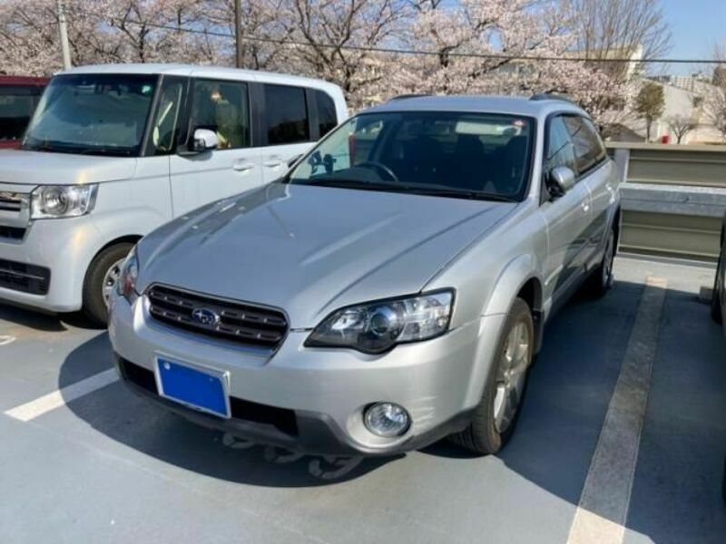 SUBARU　LEGACY OUTBACK