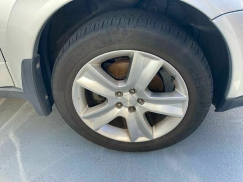 LEGACY OUTBACK-4