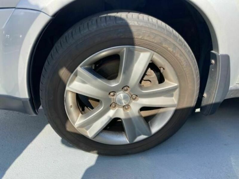 LEGACY OUTBACK-6