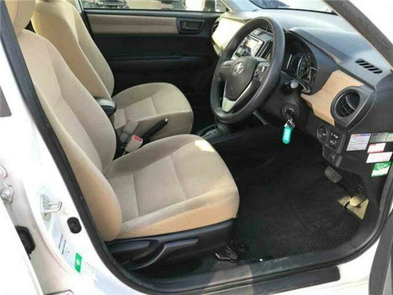 COROLLA AXIO-5