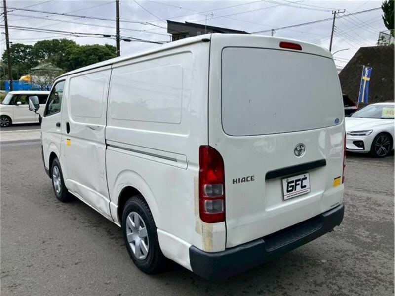 HIACE VAN-1