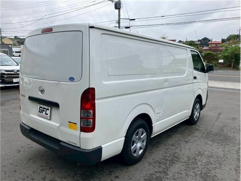 HIACE VAN-3