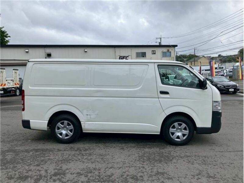 HIACE VAN-6