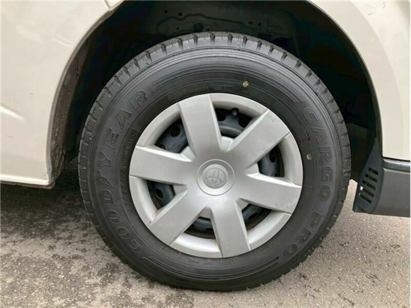 HIACE VAN-14