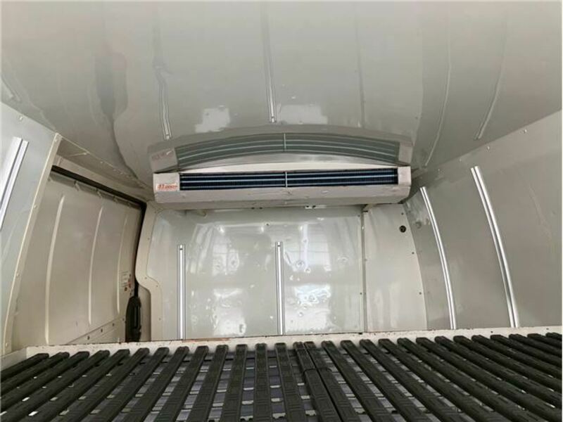 HIACE VAN-24