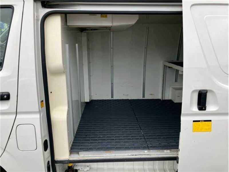 HIACE VAN-25