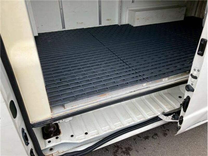 HIACE VAN-26