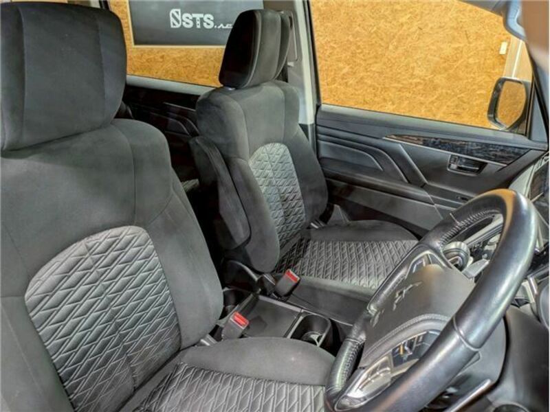 DELICA D5