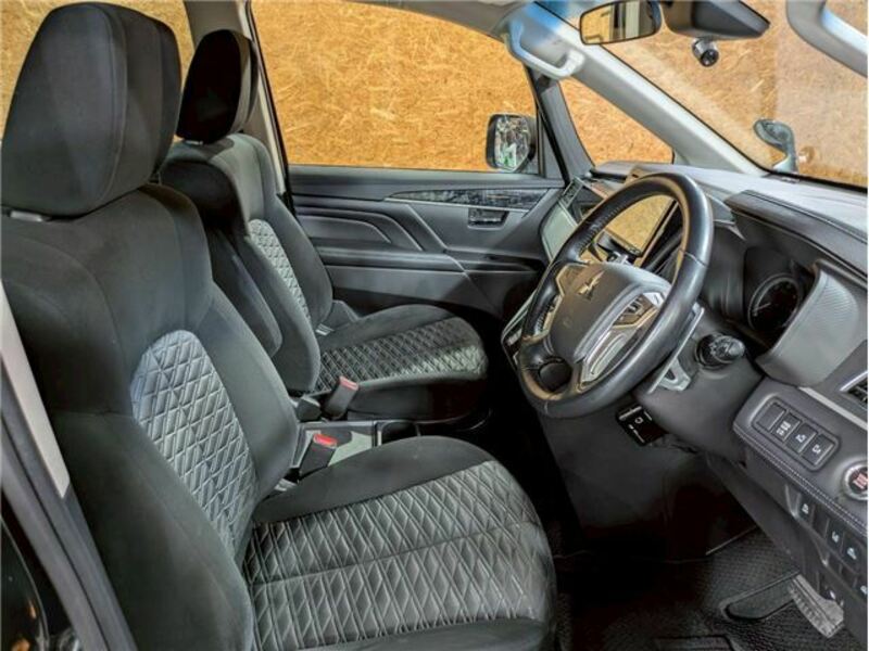 DELICA D5