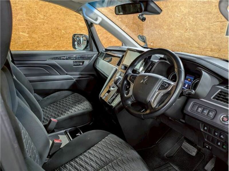 DELICA D5