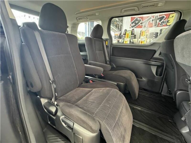 VELLFIRE-17