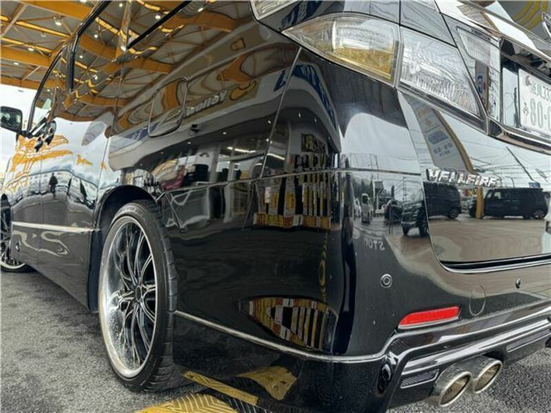 VELLFIRE-35