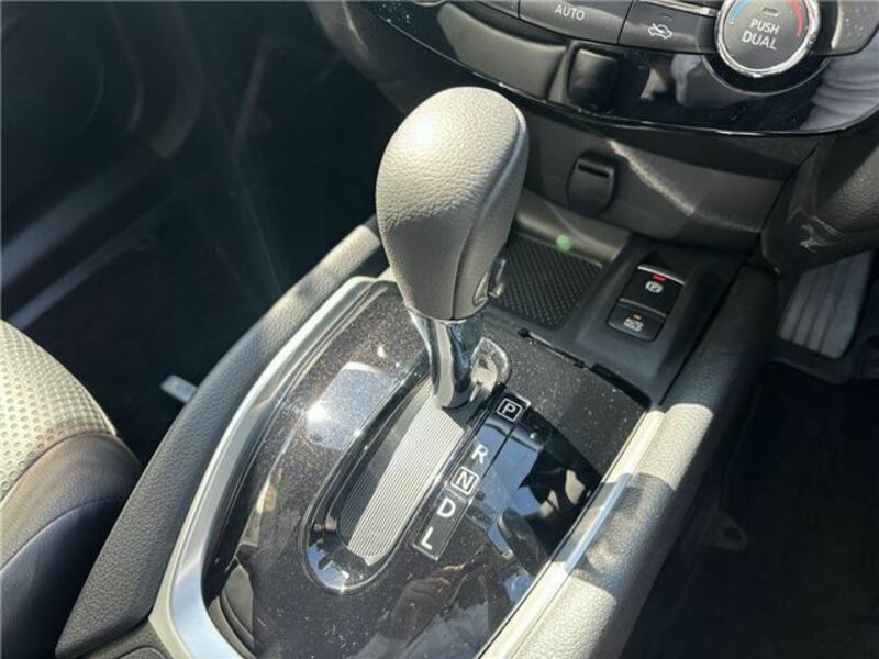 X-TRAIL-24