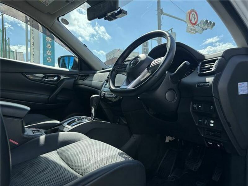 X-TRAIL-33