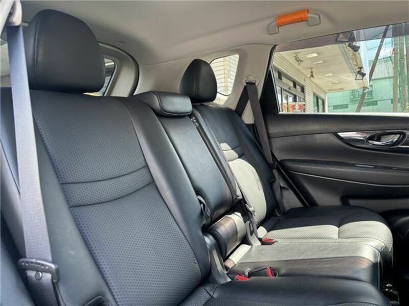 X-TRAIL-38