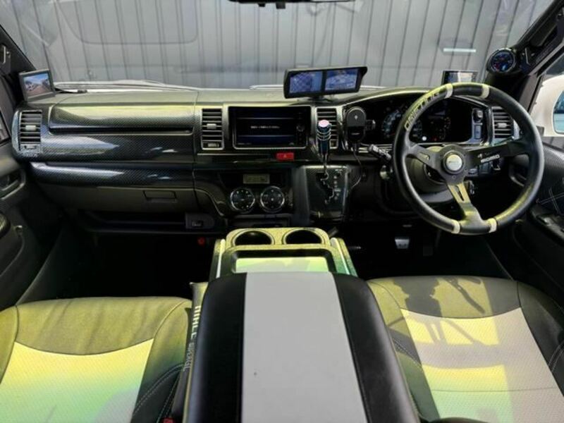 HIACE VAN-2