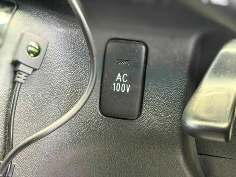 HIACE VAN-42