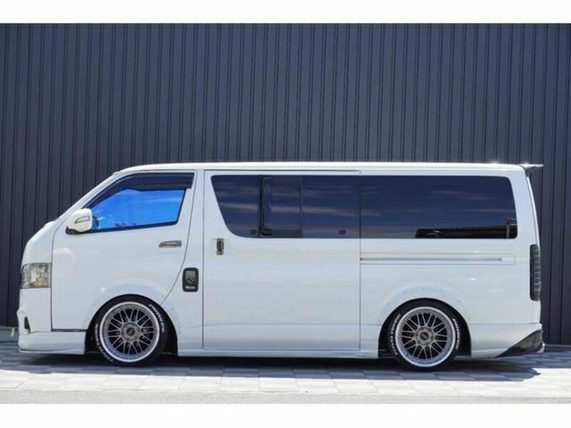 HIACE VAN-47