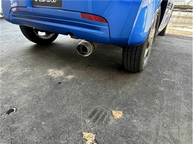 R2-10