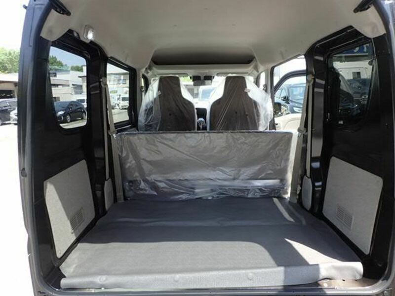 CLIPPER VAN-12