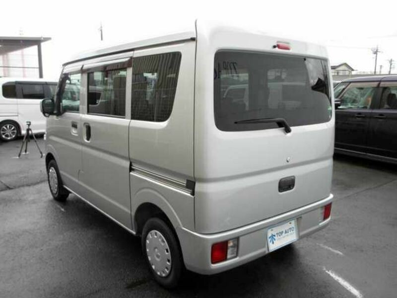 MINICAB VAN