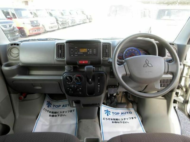 MINICAB VAN