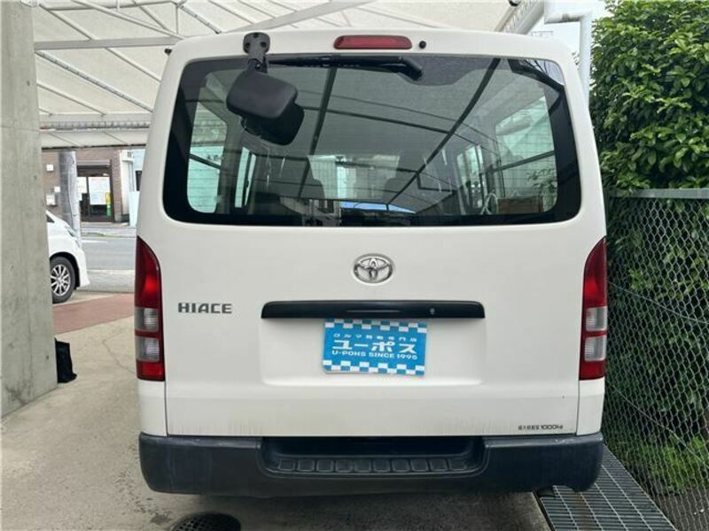 HIACE-8
