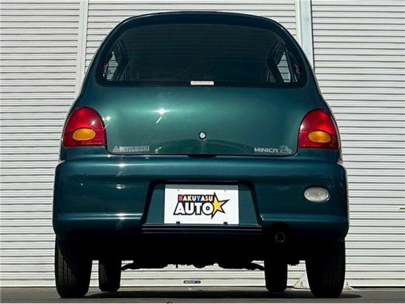 MINICA-9